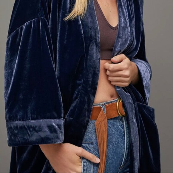 By Anthropologie Esme Blue Velvet Kimono Jacket Loose Fit Open Front Size Medium - Picture 2 of 11